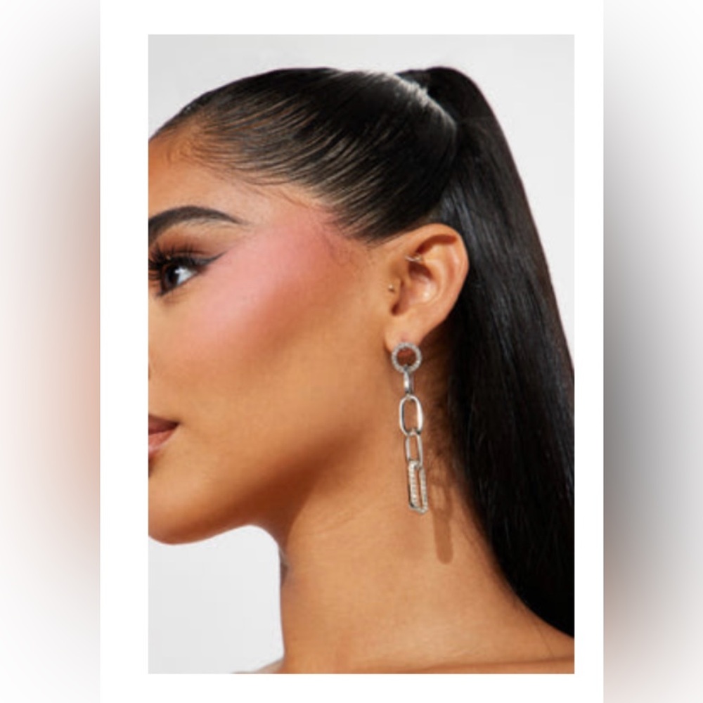 Fashion Nova Sparkling Silver Chain Earrings